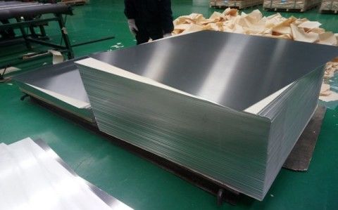 ASTM قياسي 0.5 مم 1060 سبيكة 4 × 8 ورقة الألومنيوم
